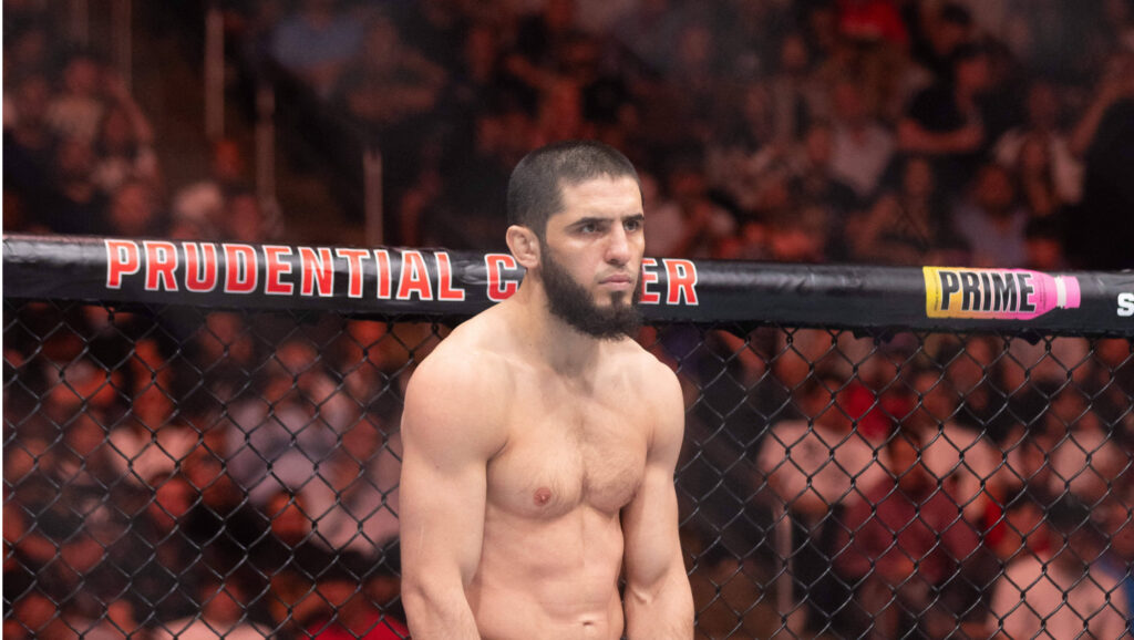 Historisk UFC-champ afviser pension: “Jeg har mindst tre spektakulære kampe endnu”